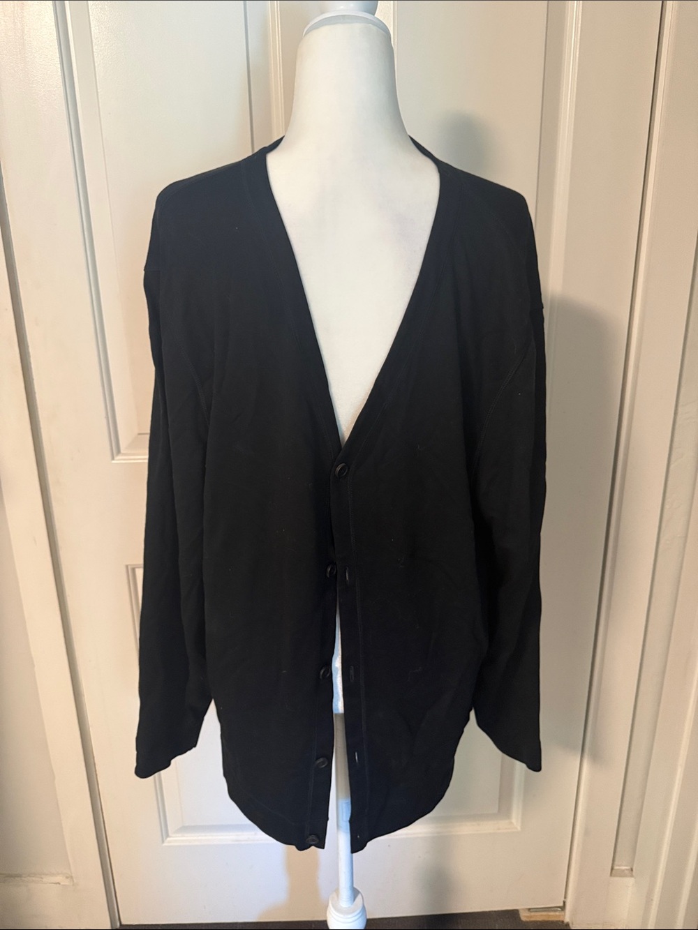 Vuori Black Button-Front Cardigan Jacket